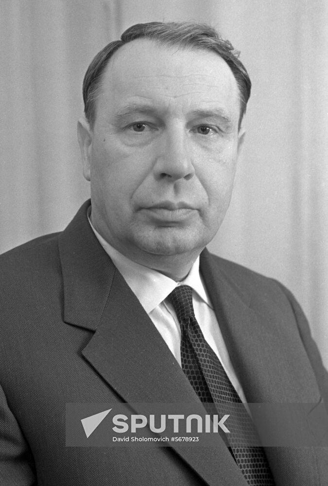 Gosplan Chairperson Novikov