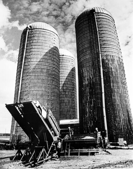 Nationwide photo exhibition, Camera Lens and Life