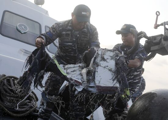 Indonesia Airplane Crash