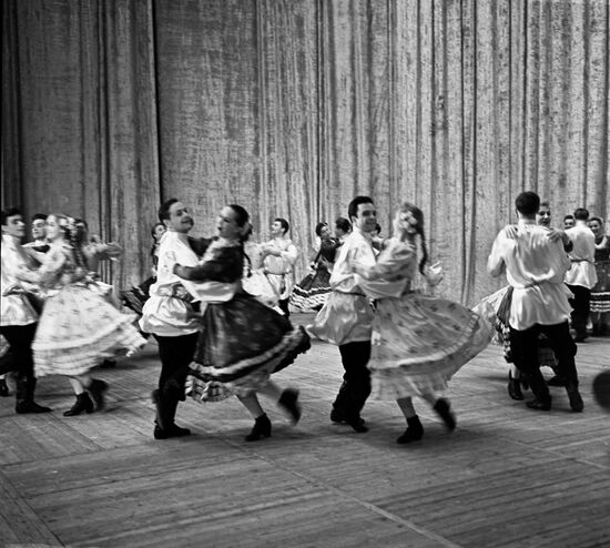 Soviet state academic ensemble of popular dance