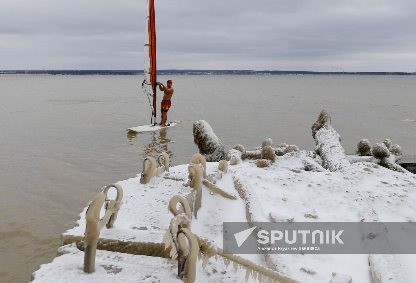 Russia Windsurfing