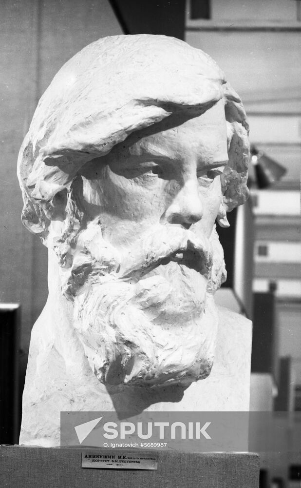 Sculptural portrait of Vladimir Bekhterev