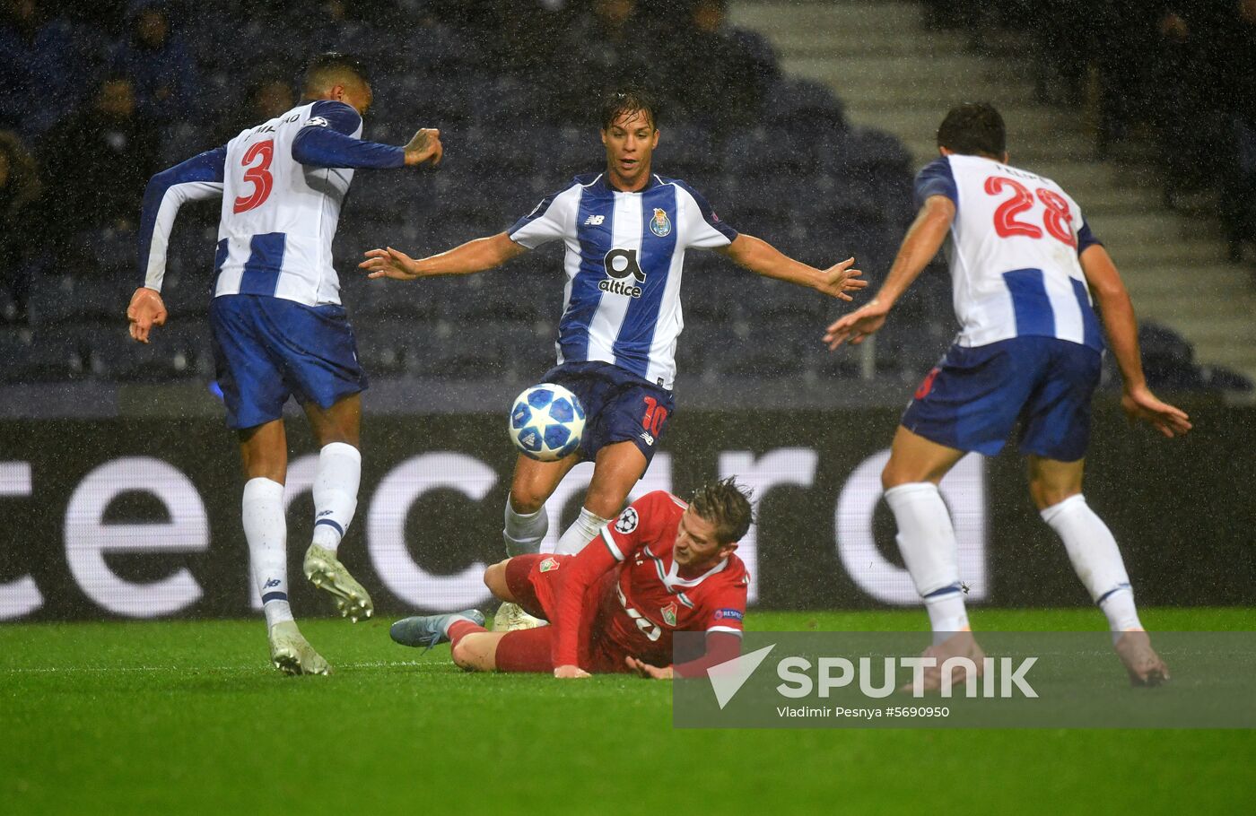 Portugal Soccer Champions League Porto - Lokomotiv 