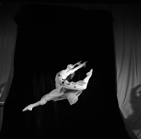 Soviet ballerina Yekaterina Maksimova