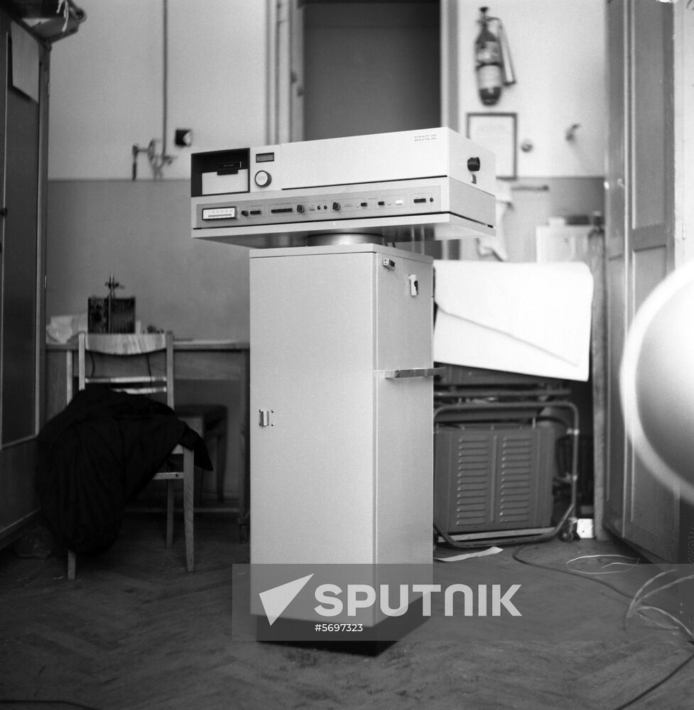 Optical quantum generator