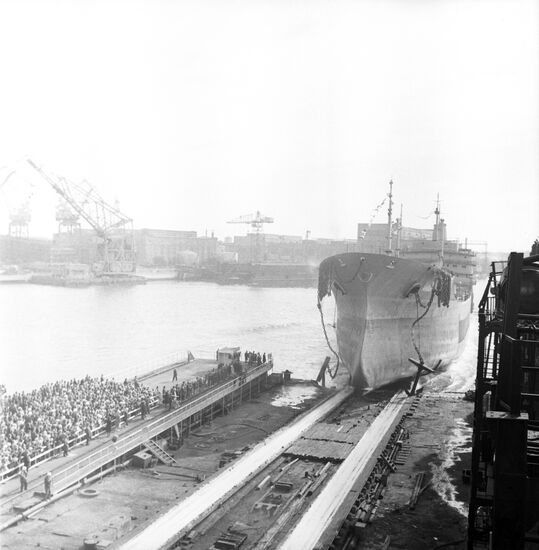Tanker launch from slipway at Baltic Shipyard