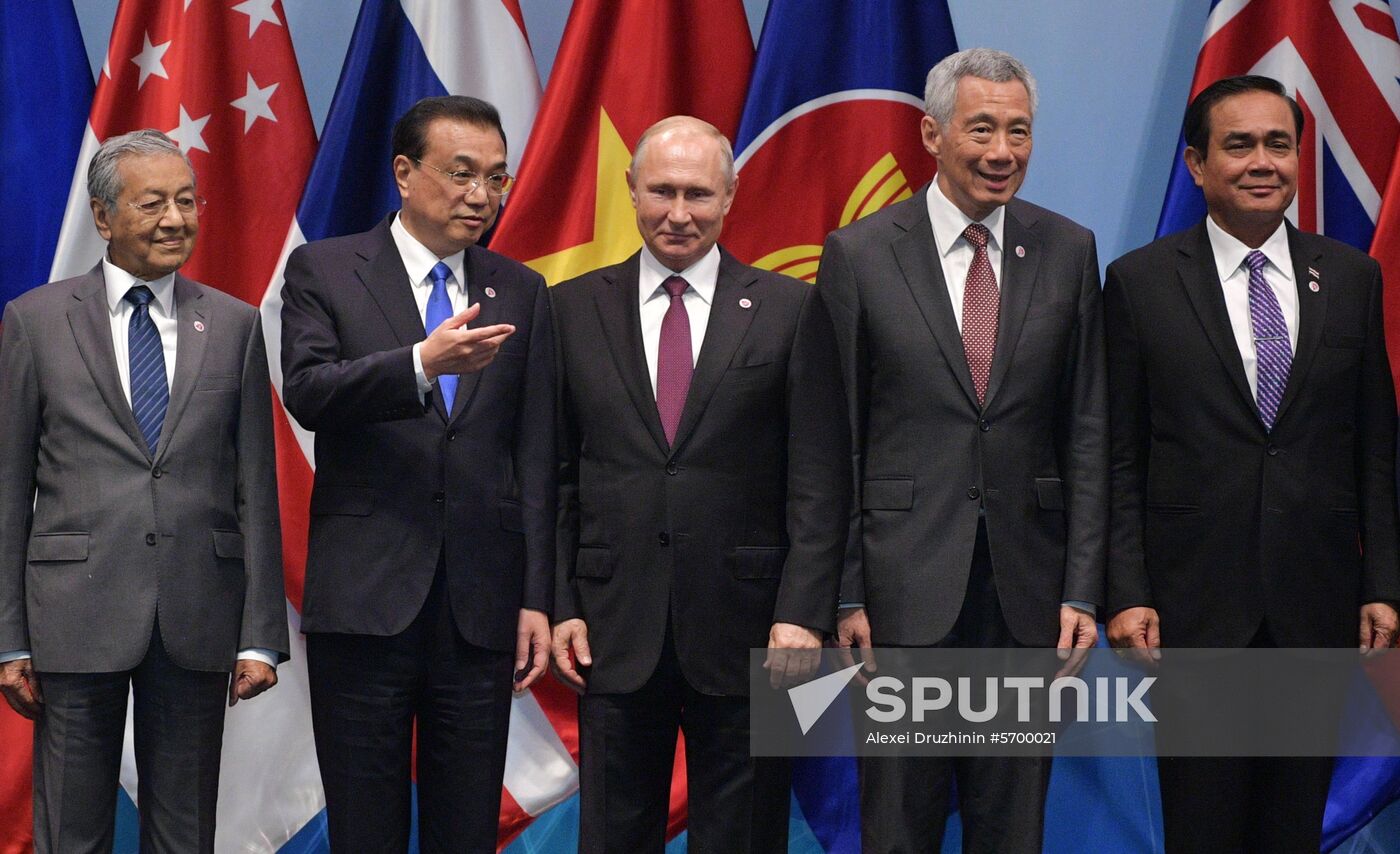 President Putin's visit to Singapore. Day three