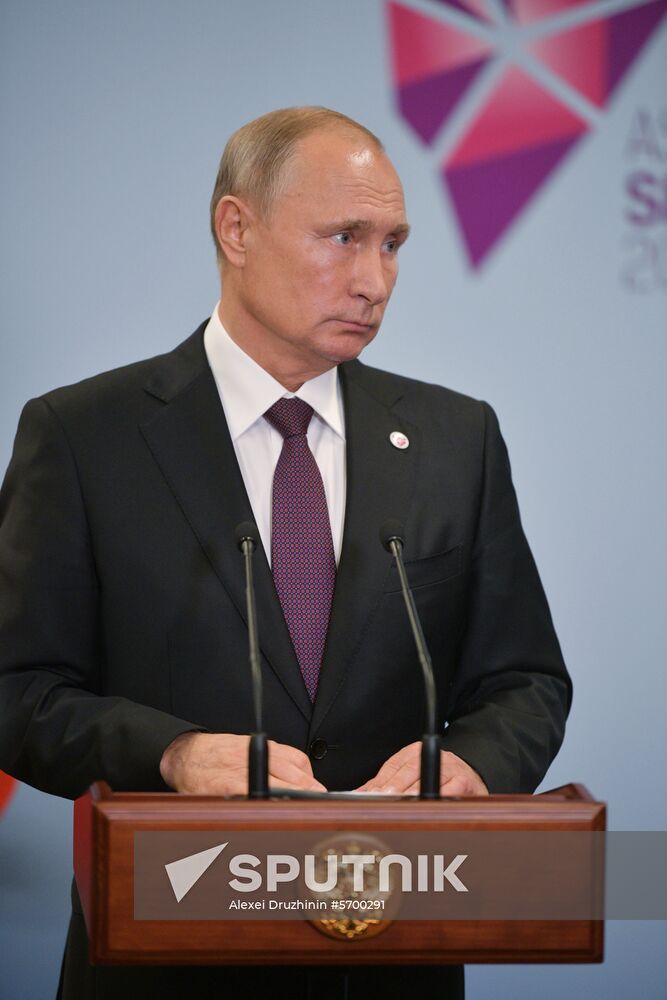 President Putin's visit to Singapore. Day three