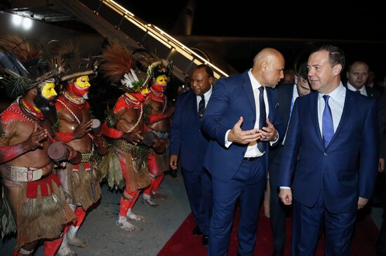 Prime Minister Dmitry Medvedev visits Papua New Guinea to participate in APEC summit