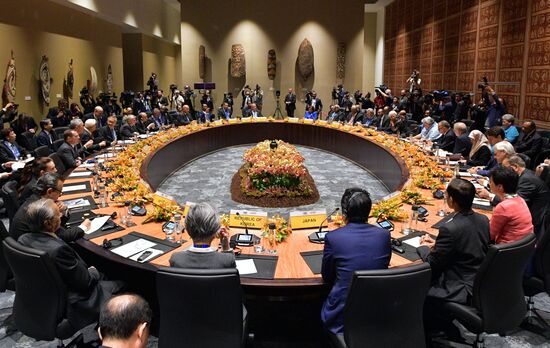 Prime Minister Medvedev attends APEC summit in Papua New Guinea