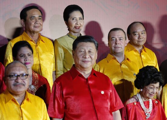 Prime Minister Medvedev attends APEC summit in Papua New Guinea