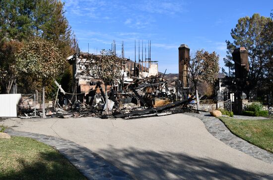 Consequences of wildfires in California