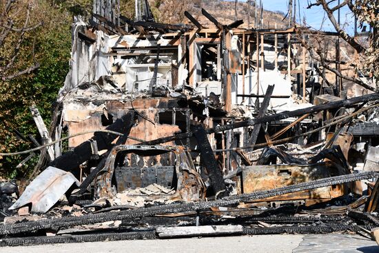 Consequences of wildfires in California