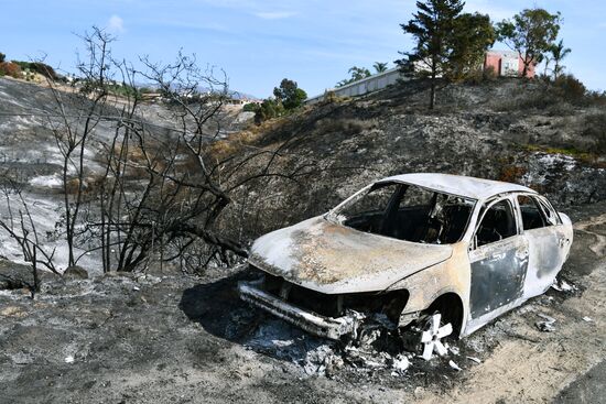 Consequences of wildfires in California