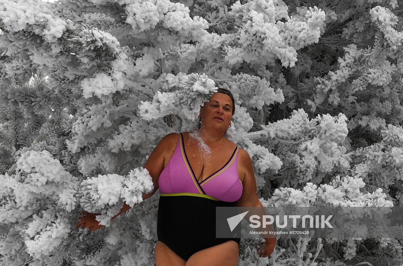 Russia Winter Swimming