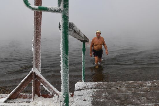 Russia Winter Swimming