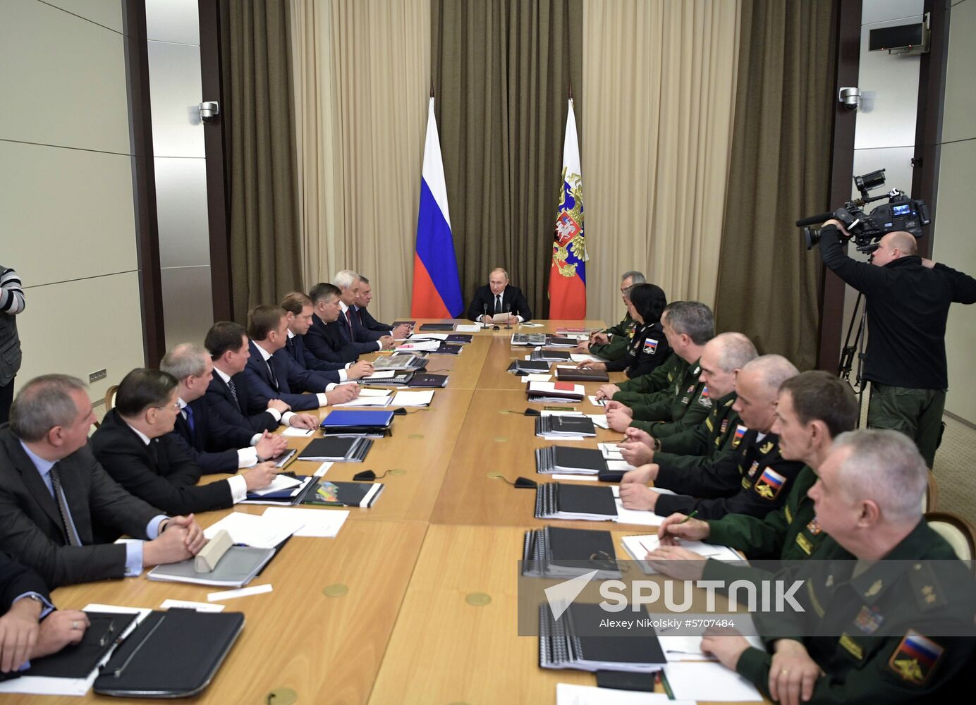 President Vladimir Putin holds meeting with Russian Defense Ministry leadership