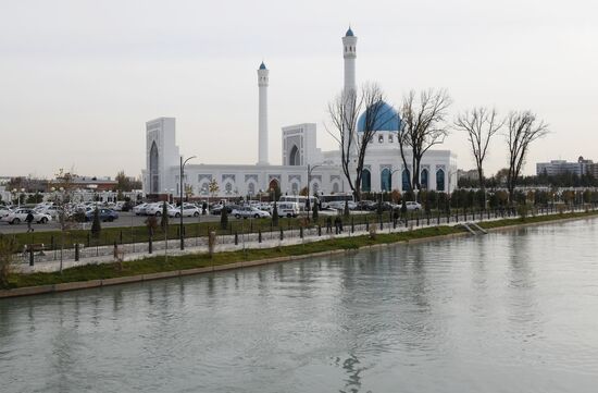 Uzbekistan Mosques