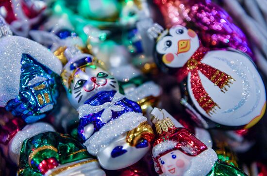 Russia New Year Preparations
