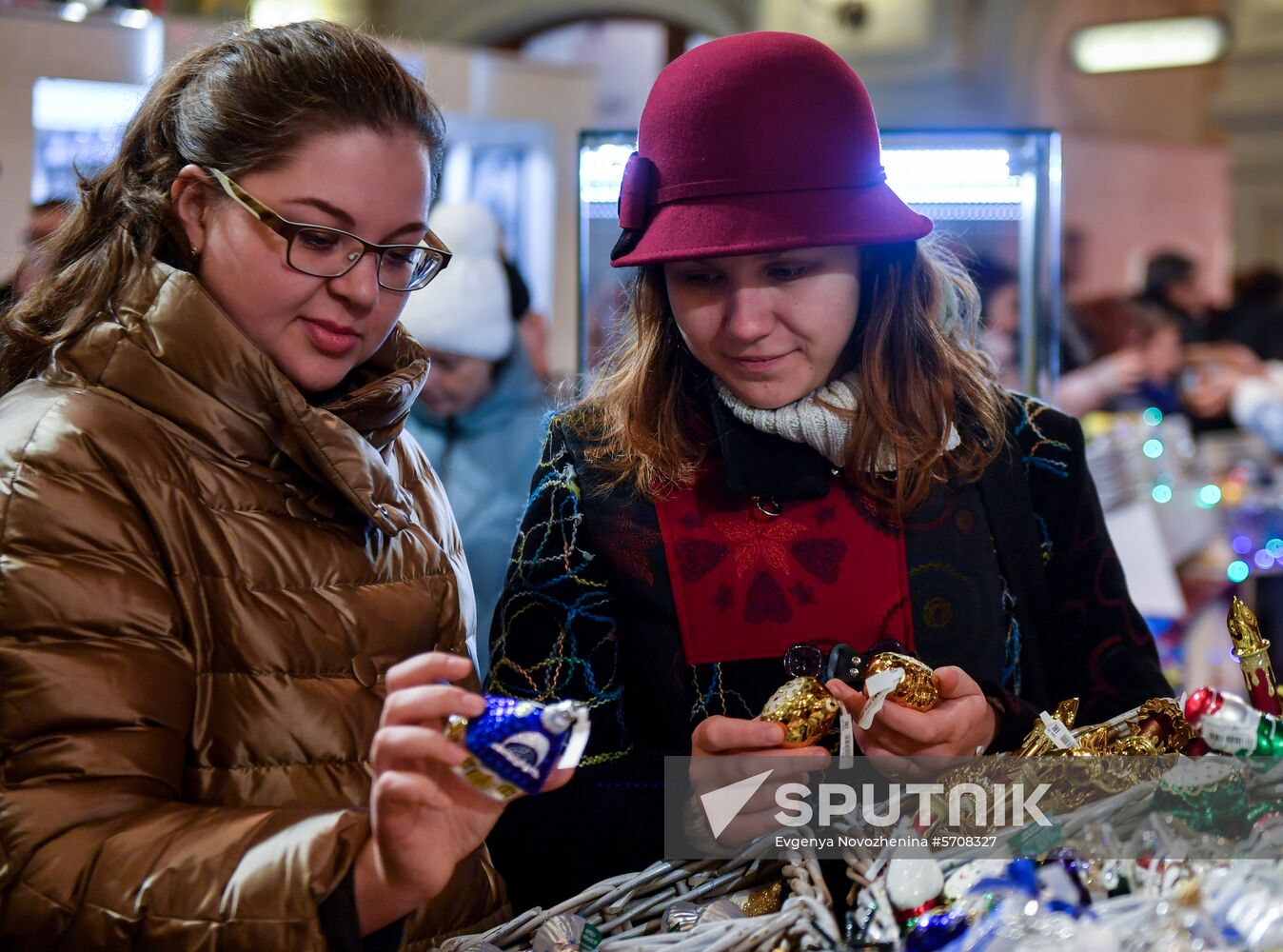Russia New Year Preparations
