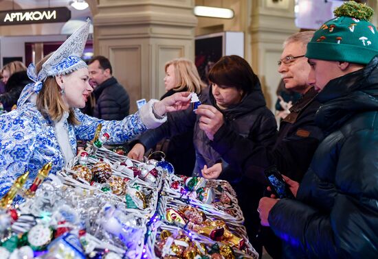 Russia New Year Preparations
