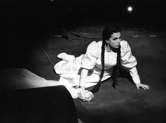 Opera singer Galina Vishnevskaya