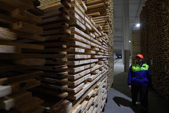 Russia Wood