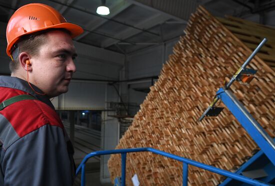 Russia Wood