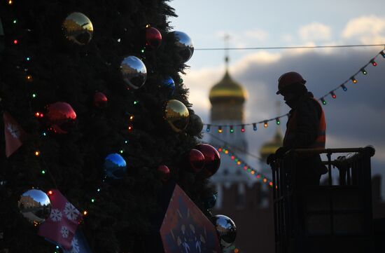 Russia New Year Tree
