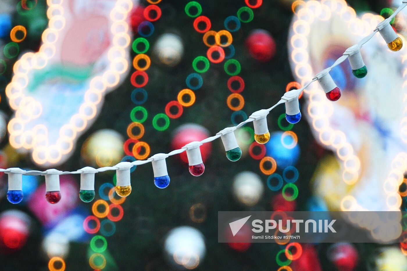 Russia New Year Preparations