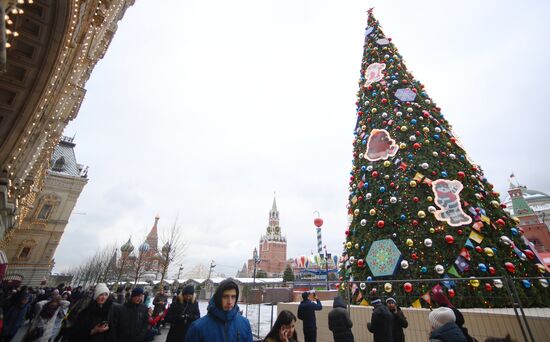 Russia New Year Preparations