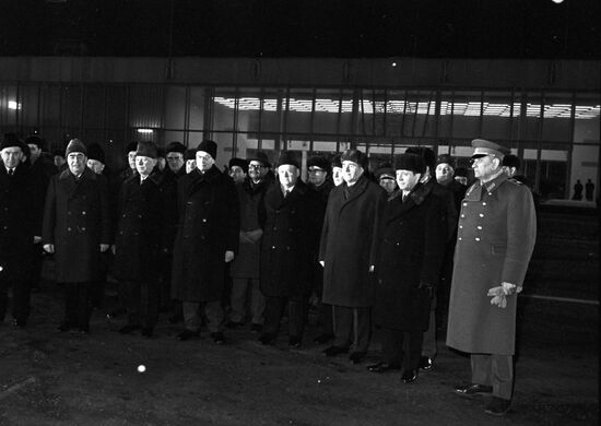 Leonid Brezhnev visits Cuba