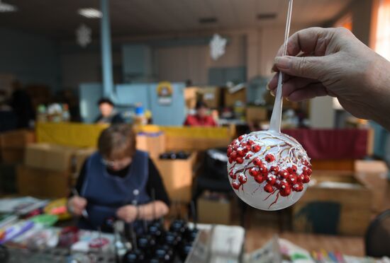 Russia New Year Preparations