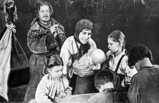 Still frame from Polikushka