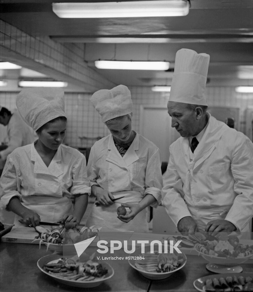 Moscow's Chief Cook Sergei Protopopov