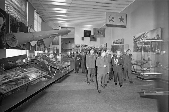 Iranian Minister of War on visit to USSR