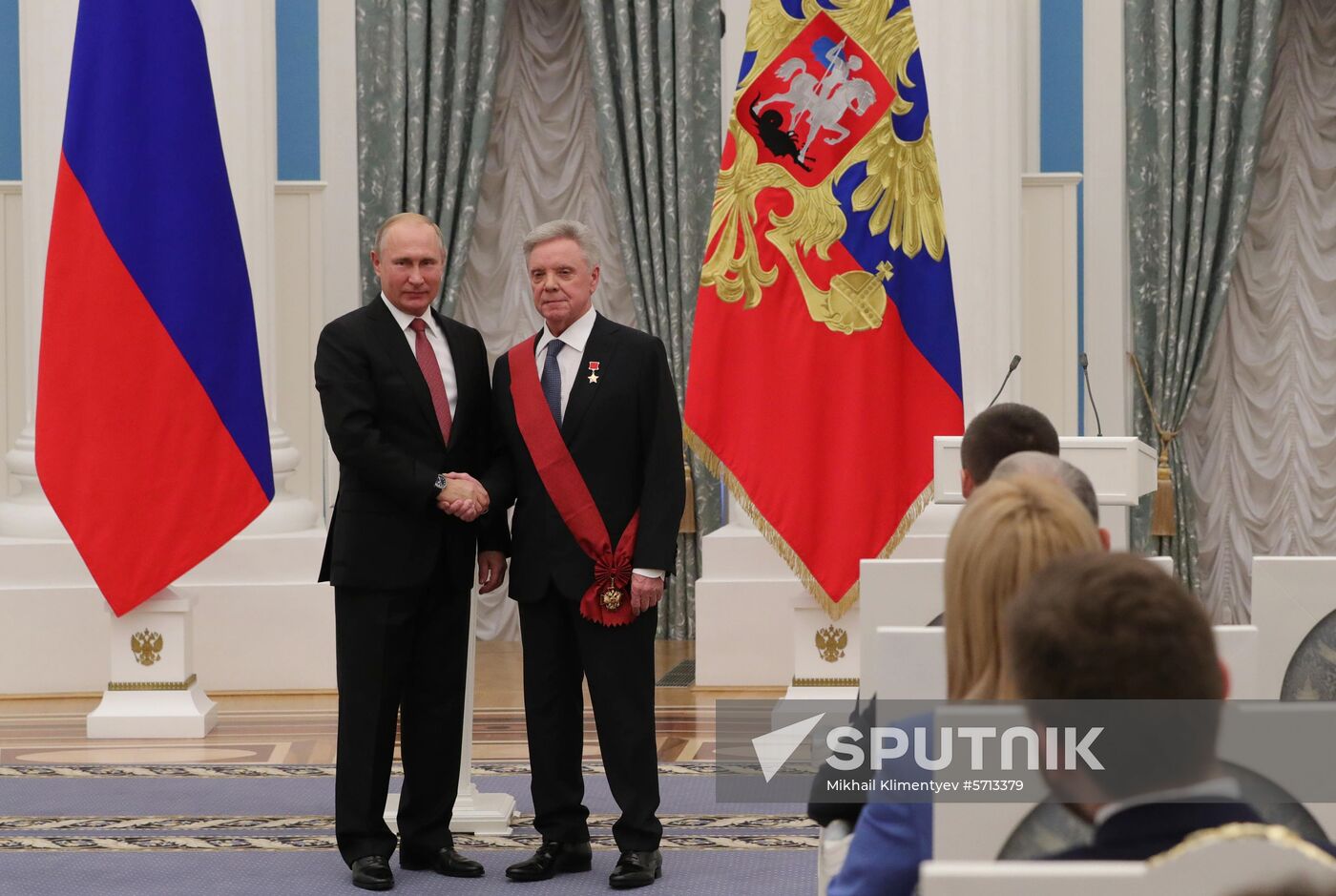 President Putin presents state awards