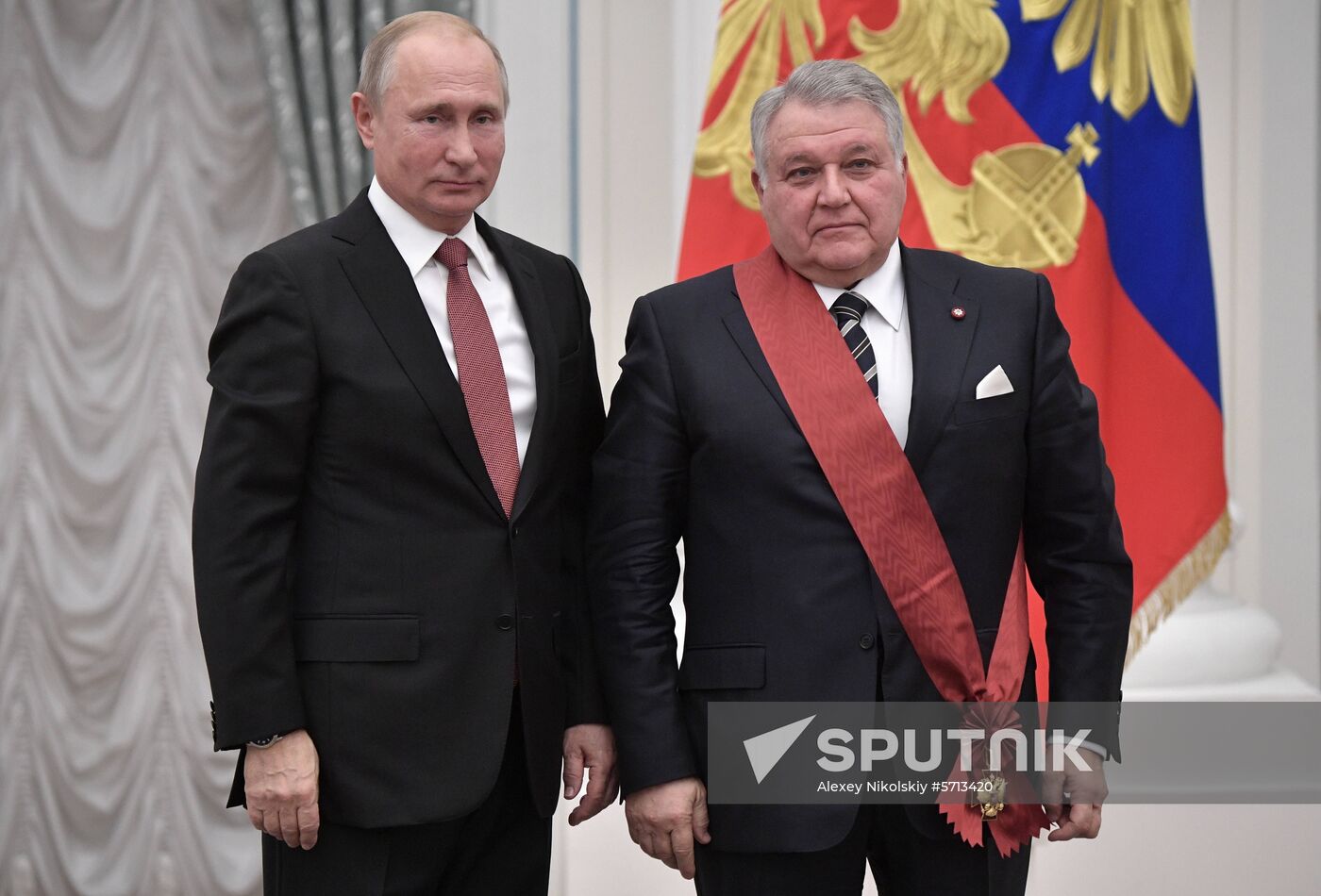 President Putin presents state awards