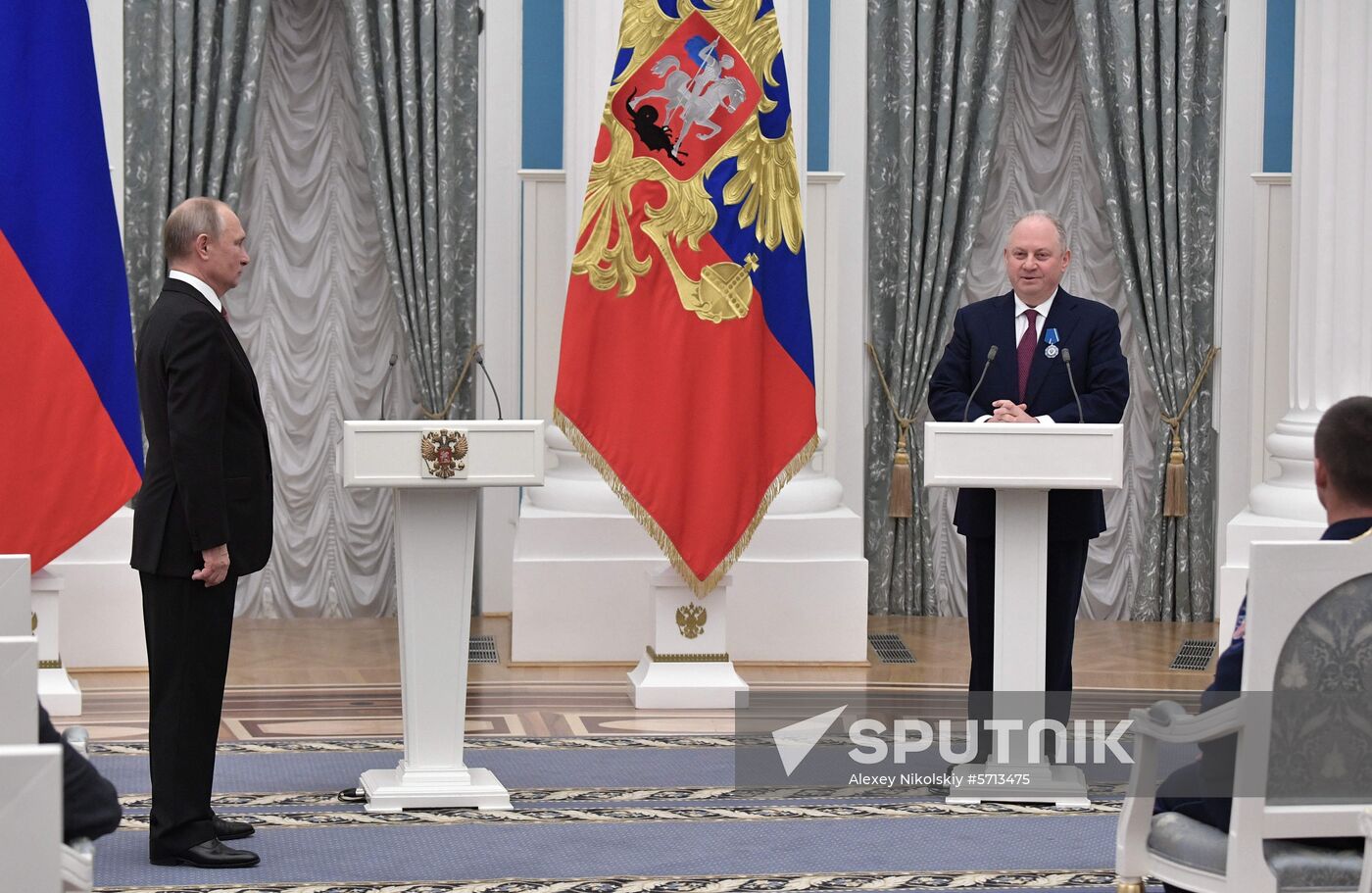 President Putin presents state awards