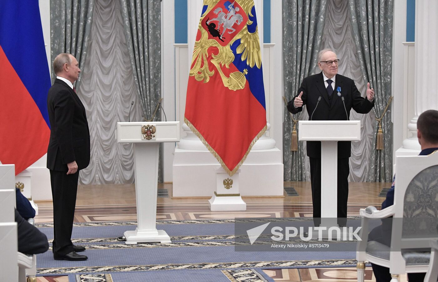 President Putin presents state awards