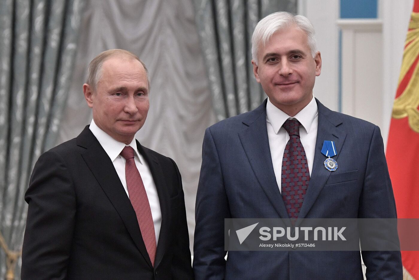 President Putin presents state awards