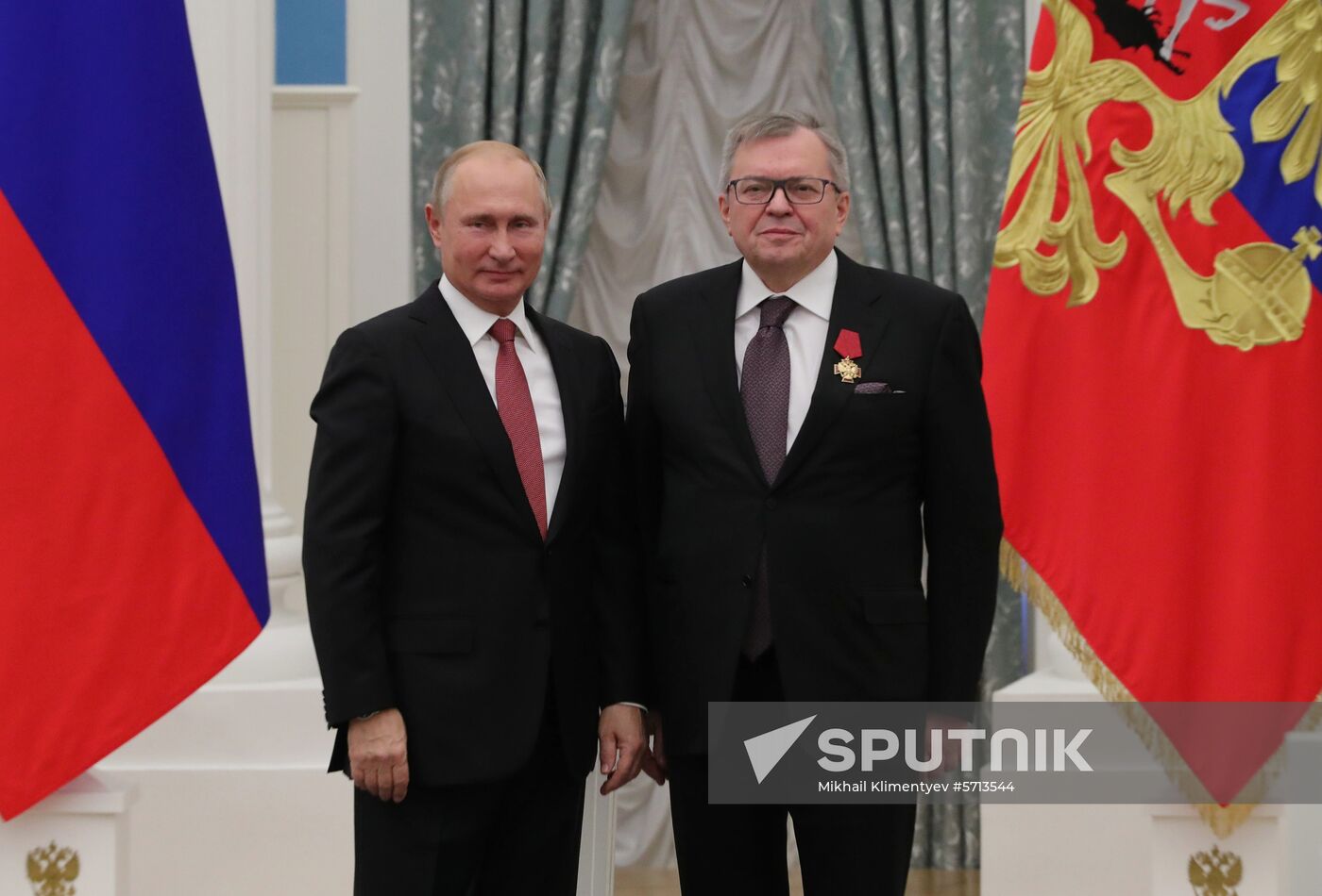 President Putin presents state awards