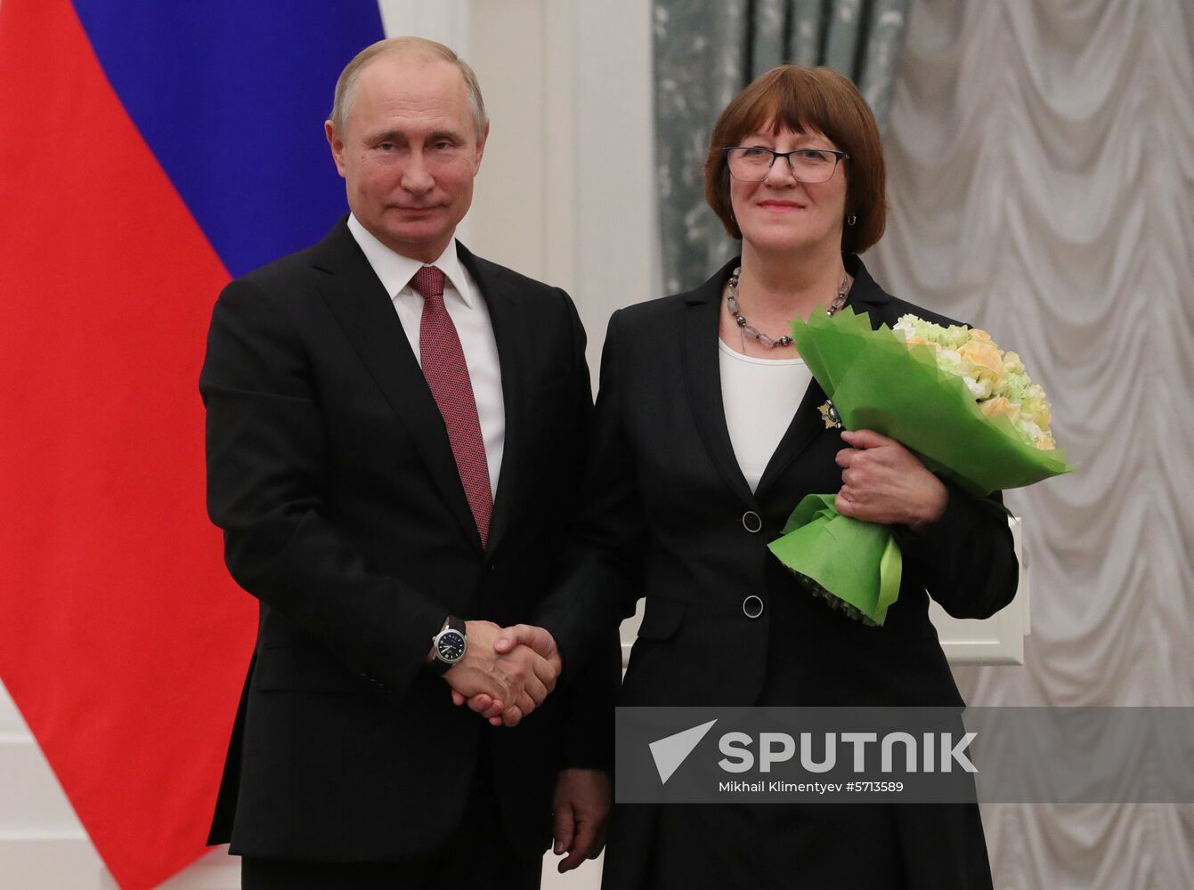 President Putin presents state awards