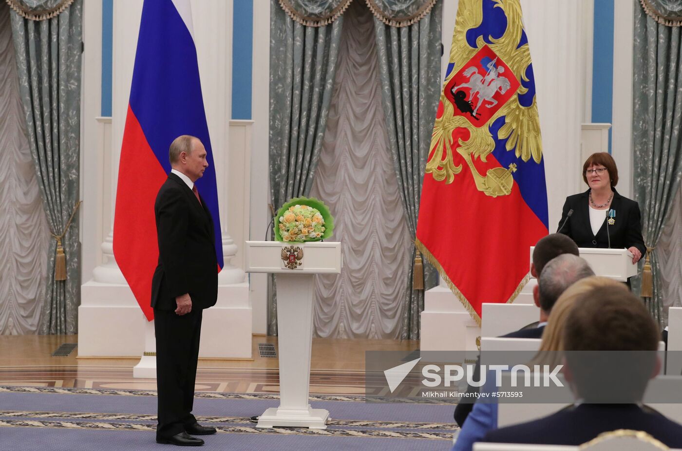 President Putin presents state awards