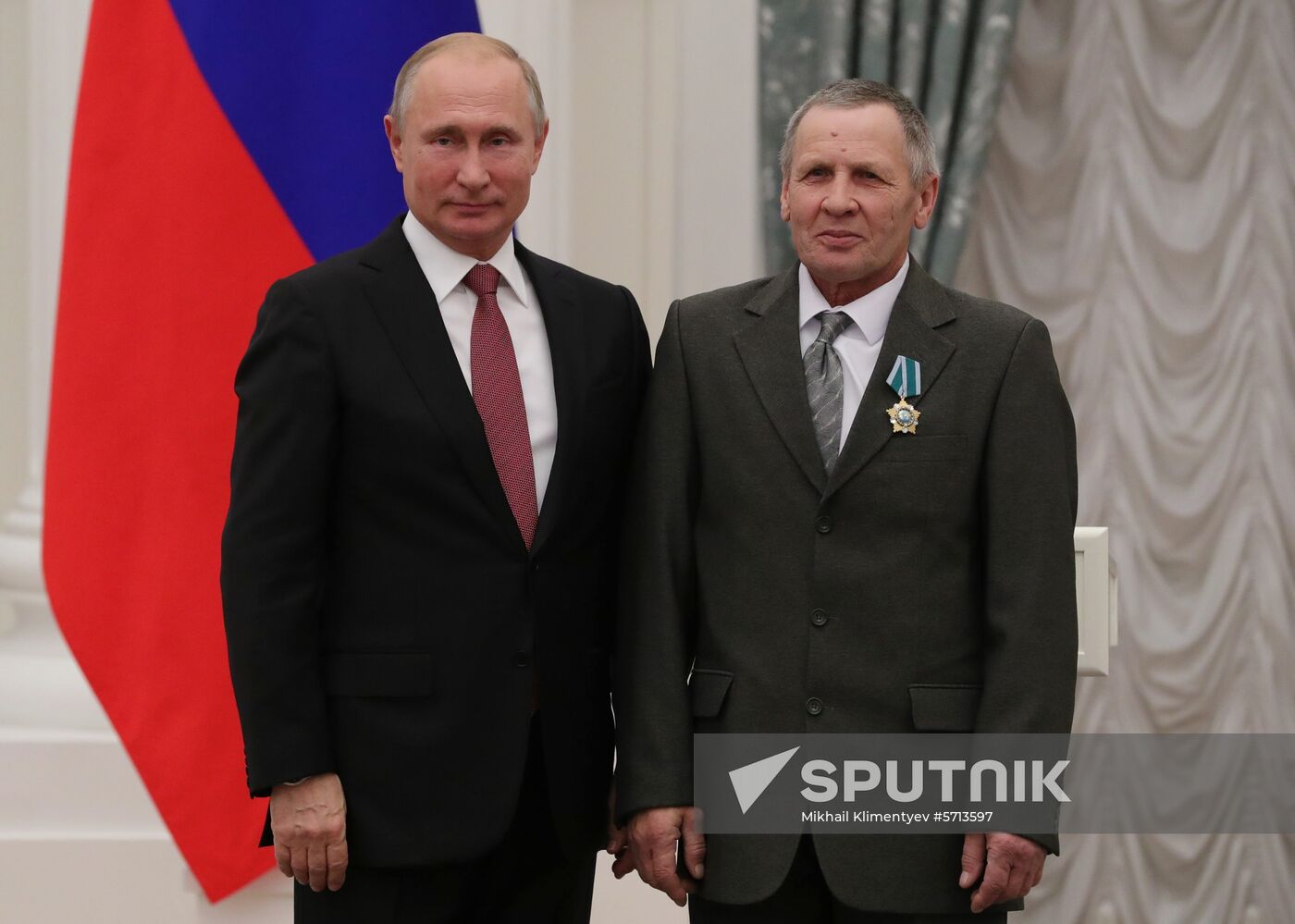 President Putin presents state awards