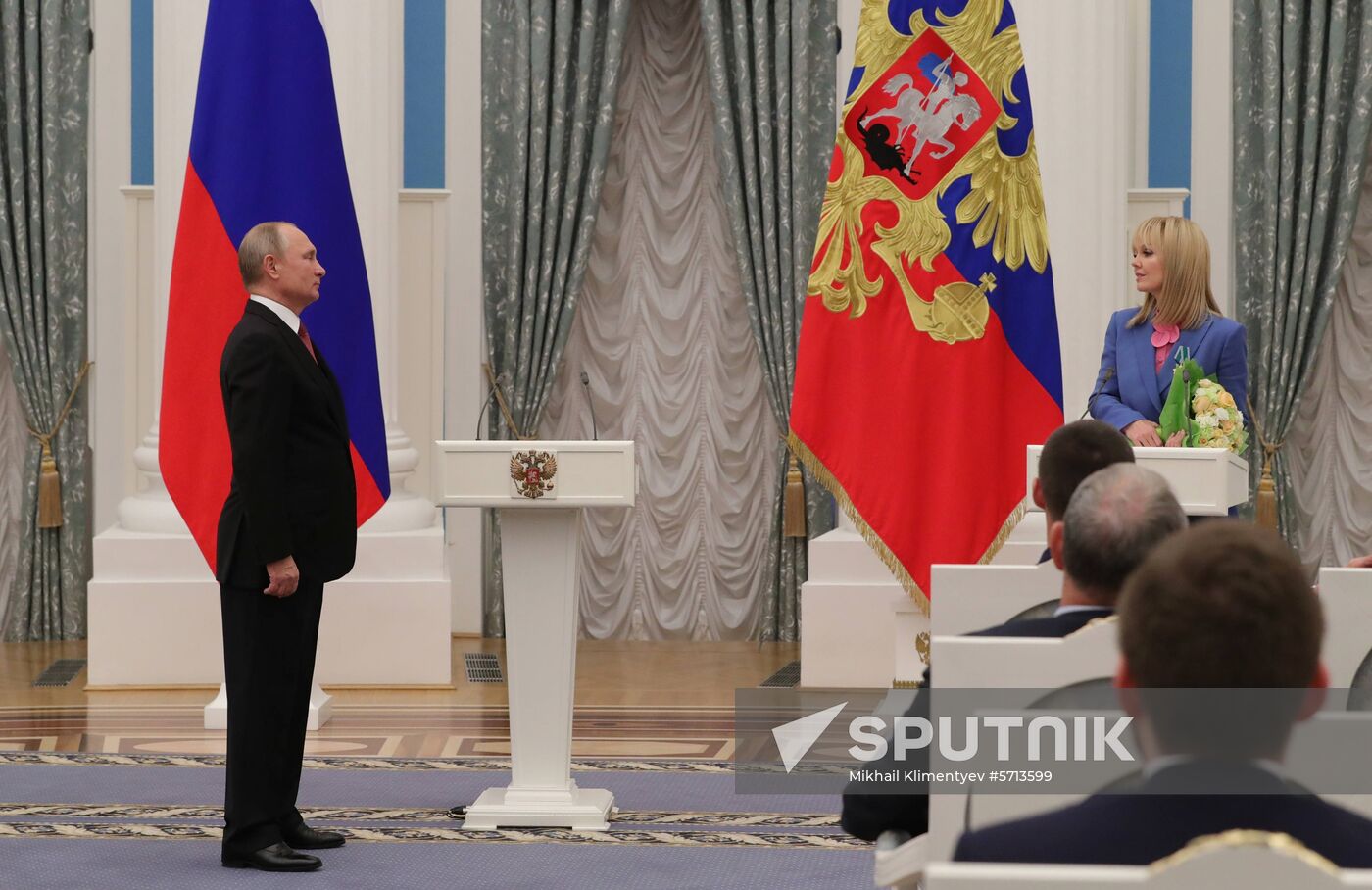 President Putin presents state awards