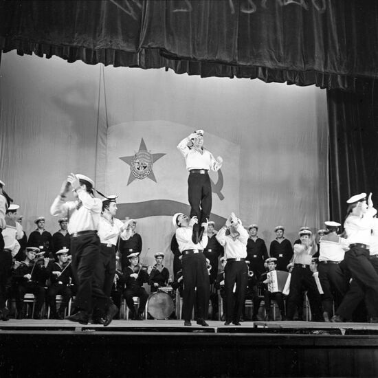 Red Banner Northern Fleet Song and Dance Ensemble