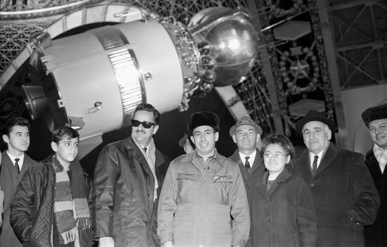 Cuban delegation visits USSR