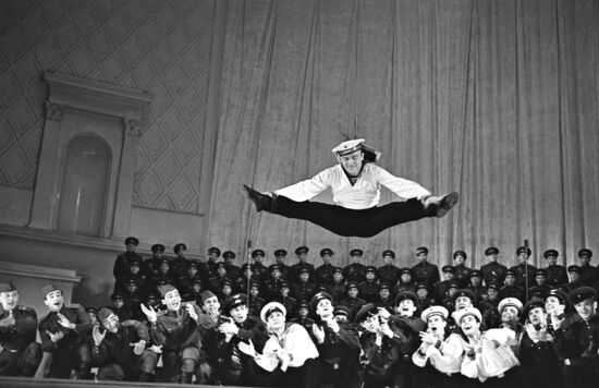 Alexandrov Soviet Army Song and Dance Ensemble