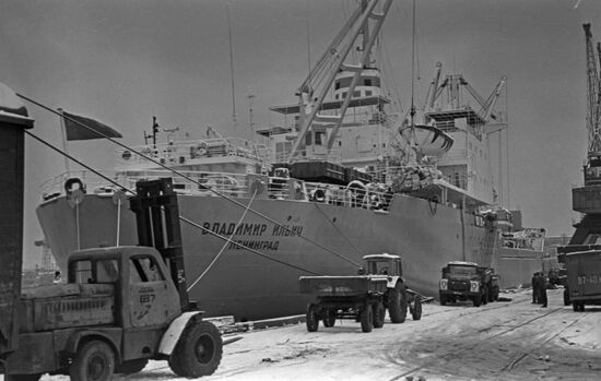 Bulk carrier Vladimir Ilyich